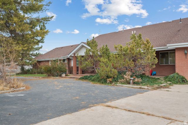 169 W 690 N, Santaquin, UT 84655