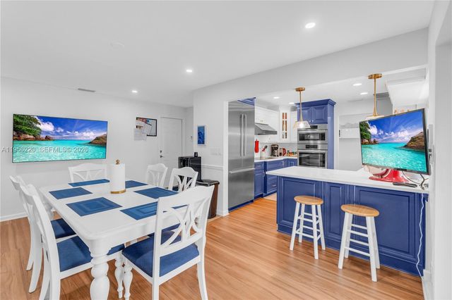 12541 SW 11th Ct, Davie, FL 33325