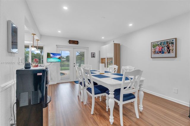 12541 SW 11th Ct, Davie, FL 33325