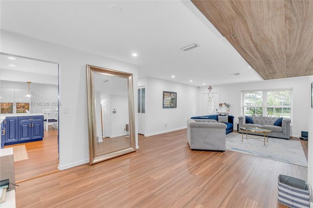 12541 SW 11th Ct, Davie, FL 33325