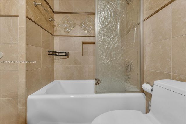 12541 SW 11th Ct, Davie, FL 33325