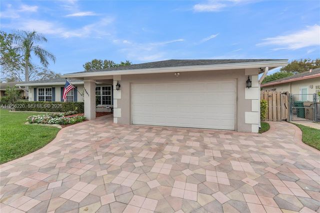 12541 SW 11th Ct, Davie, FL 33325