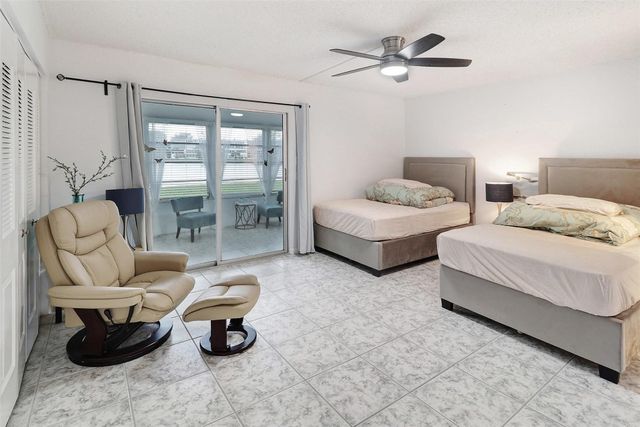 1116 Cambridge E, Deerfield Beach, FL 33442