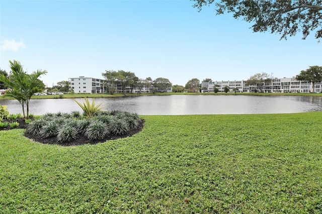 1116 Cambridge E, Deerfield Beach, FL 33442