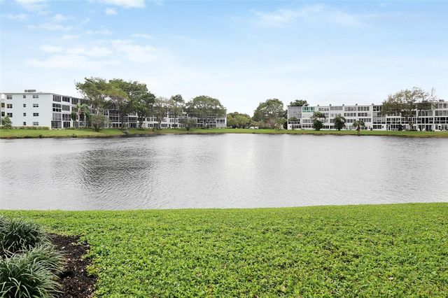 1116 Cambridge E, Deerfield Beach, FL 33442