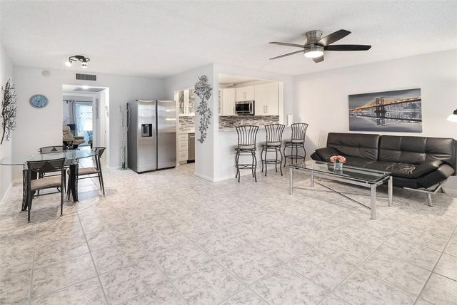 1116 Cambridge E, Deerfield Beach, FL 33442