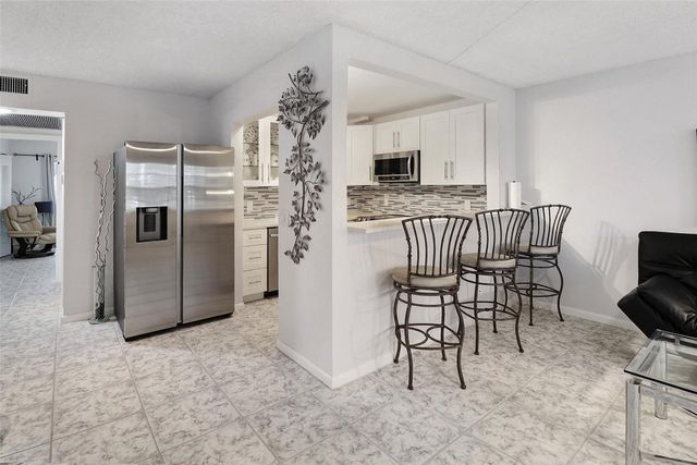 1116 Cambridge E, Deerfield Beach, FL 33442