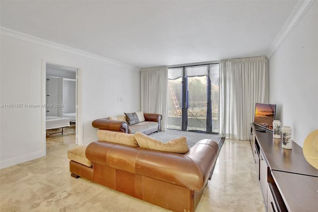 9801 Collins Ave 3T, Bal Harbour, FL 33154