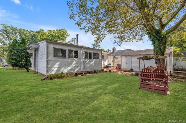 328 Glen Road, West Hempstead, NY 11552