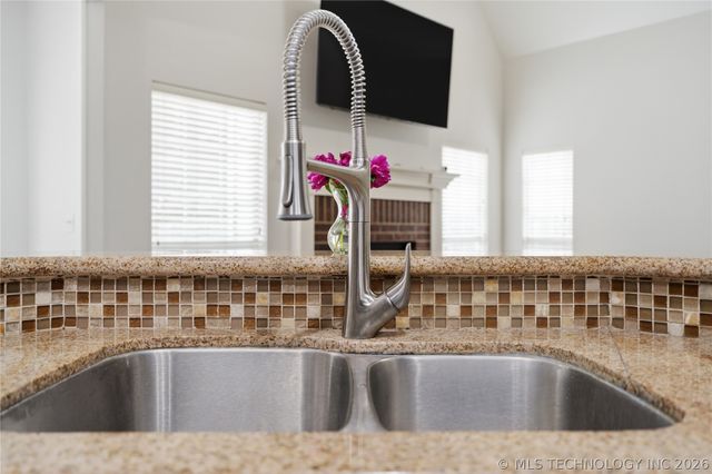 4417 W Elgin Street, Broken Arrow, OK 74012