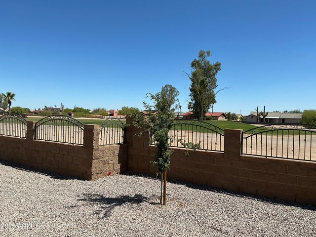 8350 W ENCANTO Lane, Arizona City, AZ 85123