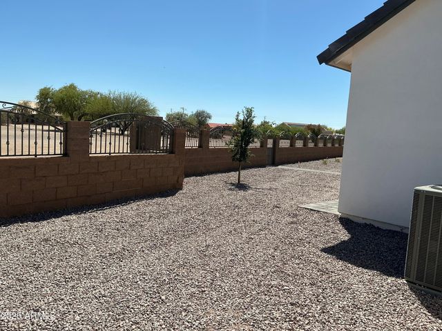 8350 W ENCANTO Lane, Arizona City, AZ 85123