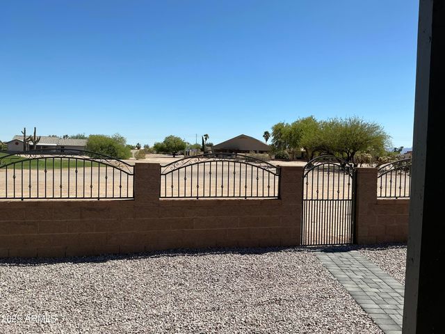 8350 W ENCANTO Lane, Arizona City, AZ 85123