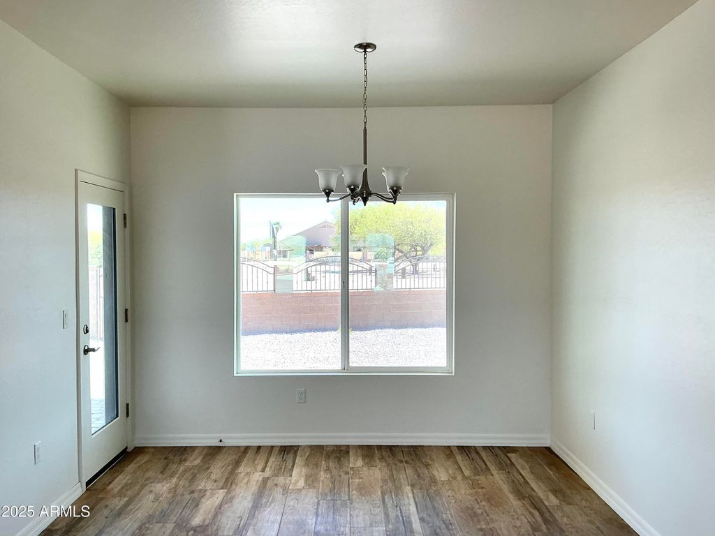 Image 15 of property listing at 8350 W ENCANTO Lane, Arizona City, AZ 85123