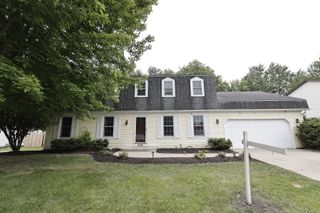 2418 Flambeau Drive, Naperville, IL 60564