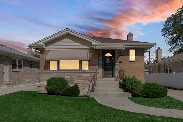 7106 W Devon Avenue, Chicago, IL 60631