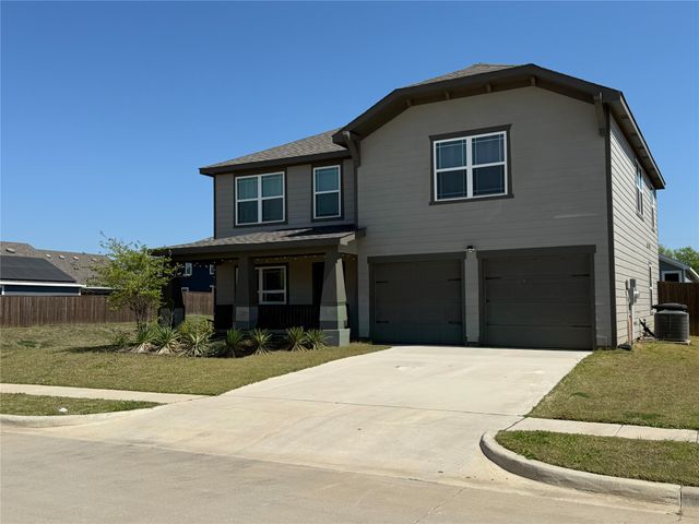 604 Mayfield Drive, Cleburne, TX 76031