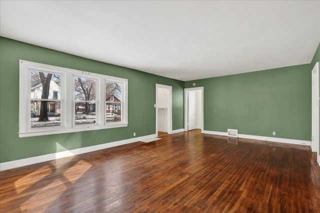 2520 5th Street, Muskegon Heights, MI 49444