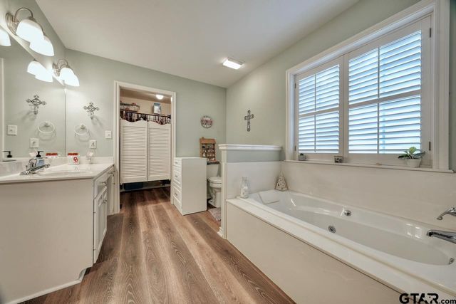 1724 Heritage Drive, Mineola, TX 75773