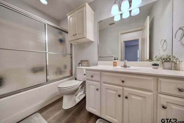 1724 Heritage Drive, Mineola, TX 75773