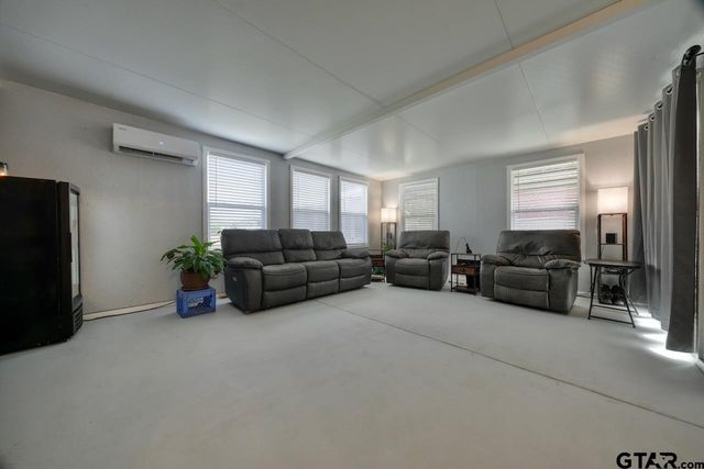 1724 Heritage Drive, Mineola, TX 75773