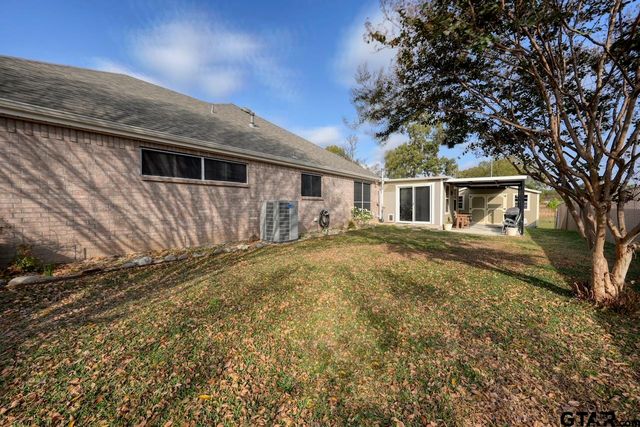 1724 Heritage Drive, Mineola, TX 75773