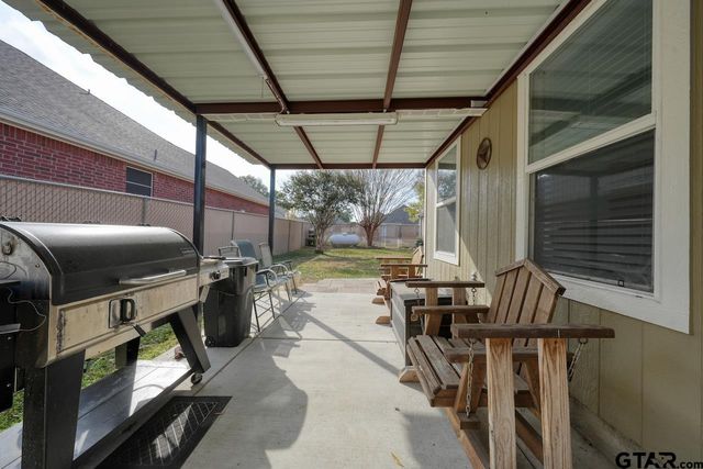 1724 Heritage Drive, Mineola, TX 75773