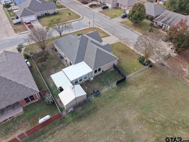 1724 Heritage Drive, Mineola, TX 75773