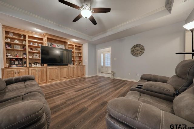 1724 Heritage Drive, Mineola, TX 75773