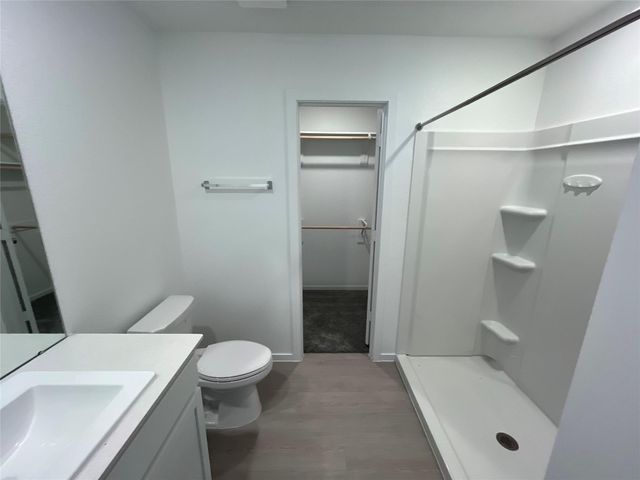 272 Laura Leigh Lane, Angleton, TX 77515