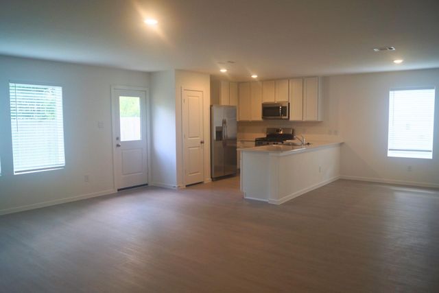 272 Laura Leigh Lane, Angleton, TX 77515