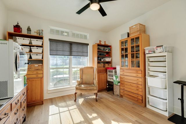 217 Arrowhead Drive, Lake Jackson, TX 77566