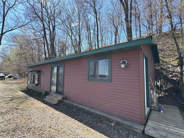 17436 Gary Trail 27, Faribault, MN 55021