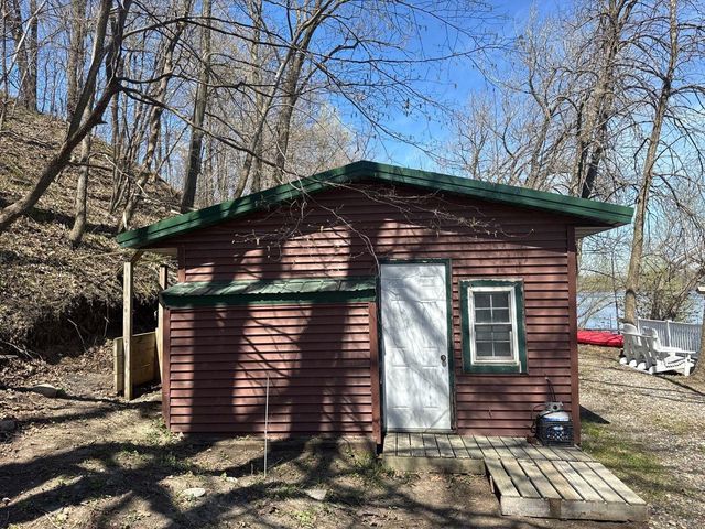17436 Gary Trail 27, Faribault, MN 55021