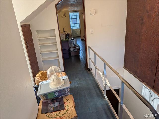 9133 Overton Drive, St Louis, MO 63123