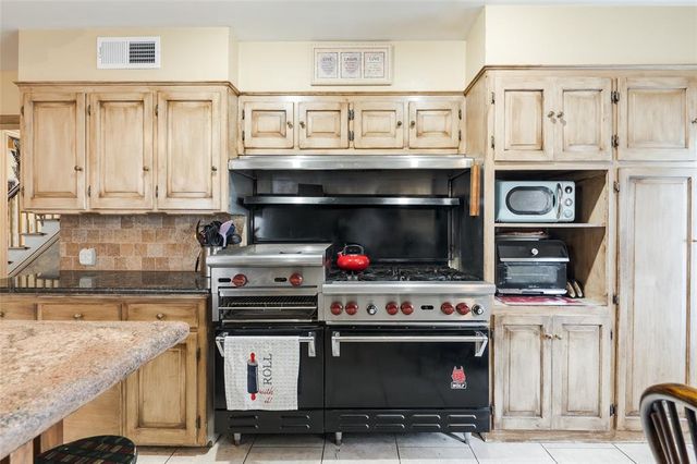 700 NW 39th Street, Oklahoma City, OK 73118