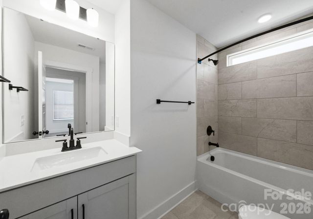 4043 Bass River Parkway, Charlotte, NC 28217