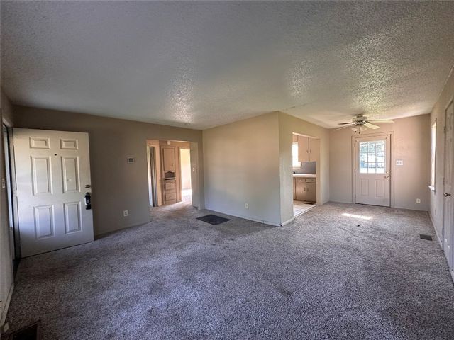 2305 Doris Drive, Del City, OK 73115