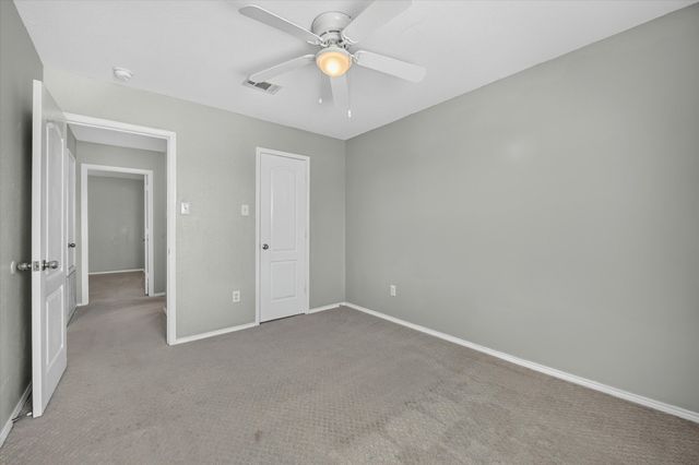 925 Bee Creek Lane, Fort Worth, TX 76120