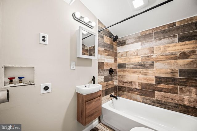 110 S ADAMS ST, West Chester, PA 19382