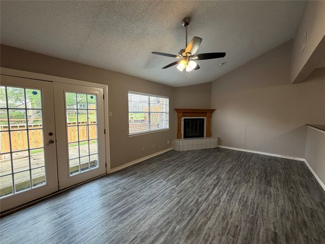 2714 Creek Wood Court, Carrollton, TX 75006