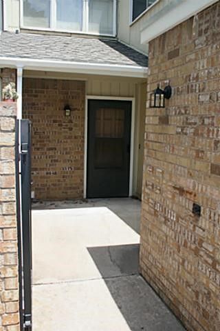 2714 Creek Wood Court, Carrollton, TX 75006