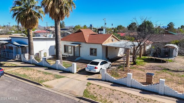 711 E 3RD Street, Douglas, AZ 85607