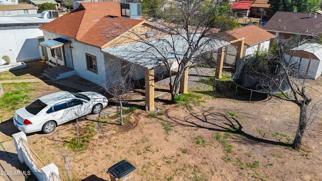 711 E 3RD Street, Douglas, AZ 85607