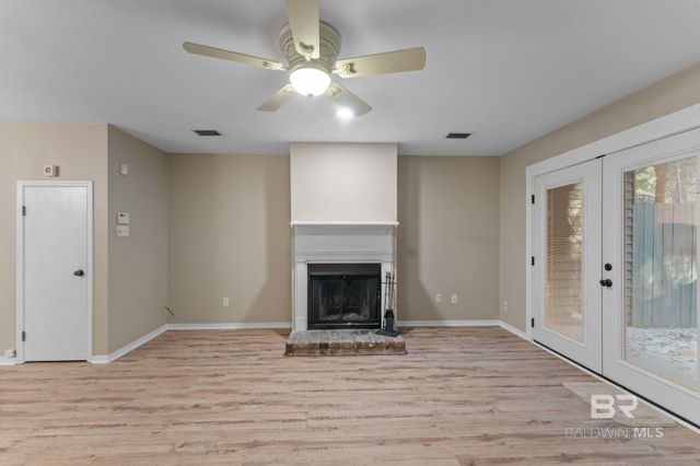 9 Summer Oaks Drive, Daphne, AL 36526