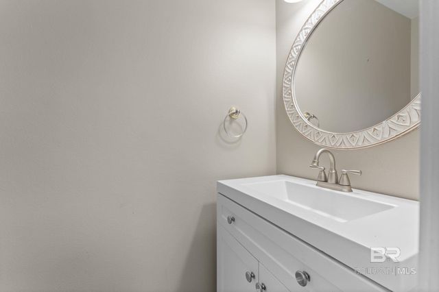 9 Summer Oaks Drive, Daphne, AL 36526