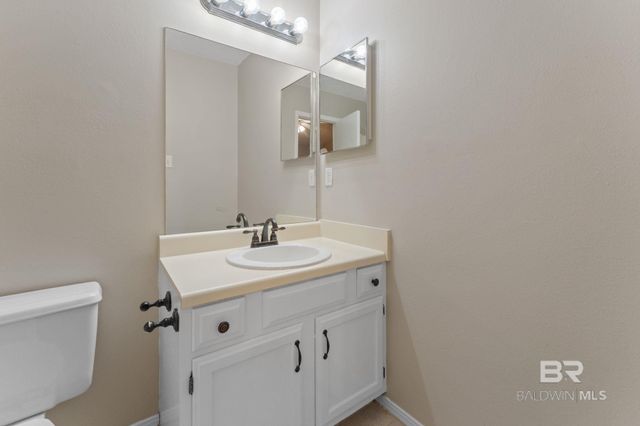 9 Summer Oaks Drive, Daphne, AL 36526