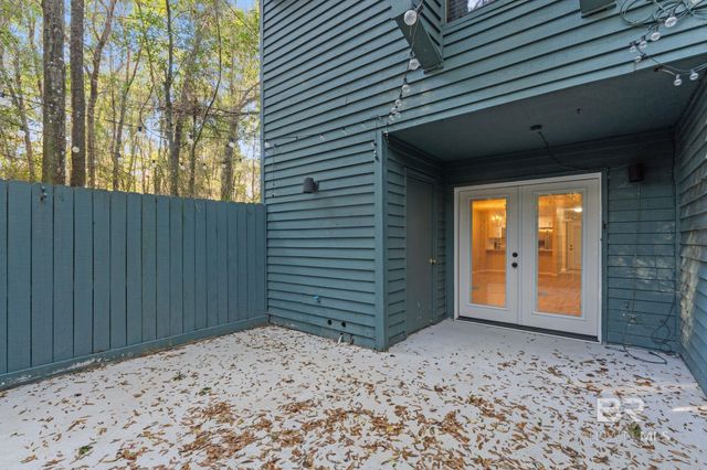 9 Summer Oaks Drive, Daphne, AL 36526