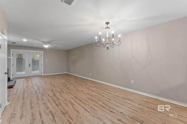 9 Summer Oaks Drive, Daphne, AL 36526