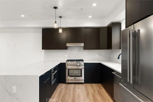 11408 W Calvert Street, North Hollywood, CA 91606